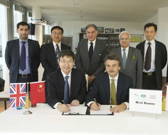 Sajid Yacoob at Joint Venture Signing